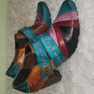 {Corkys} Elite Sawtooth Bootie Size 8